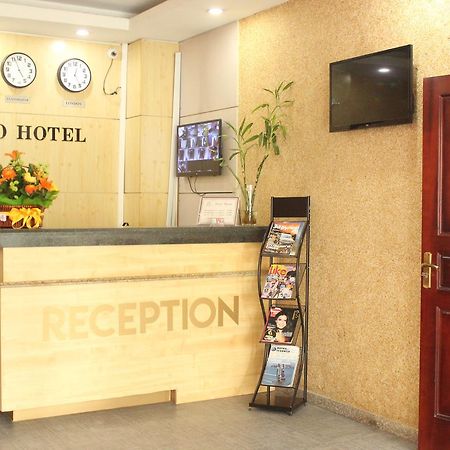 Toto Hotel อูลานบาตอร์ ภายนอก รูปภาพ