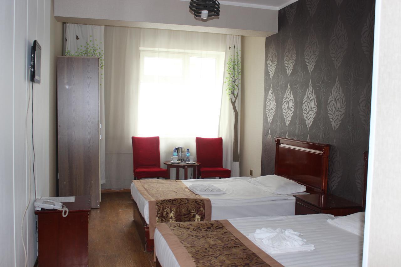 Toto Hotel อูลานบาตอร์ ภายนอก รูปภาพ